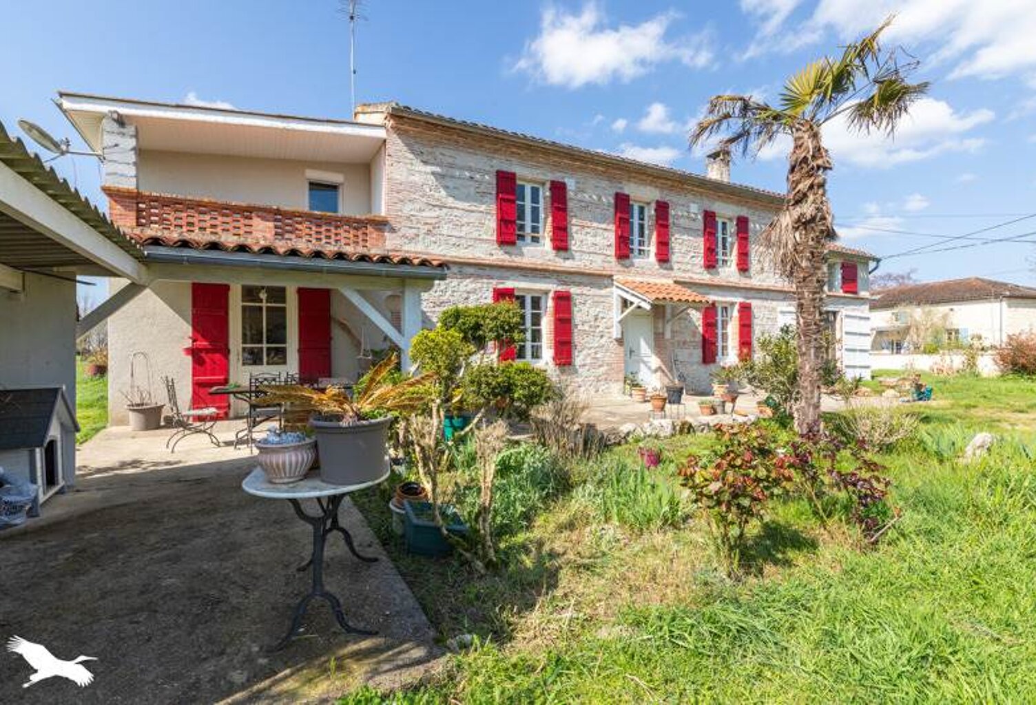 Maison en pierre de 5 pièces principales — photo 1