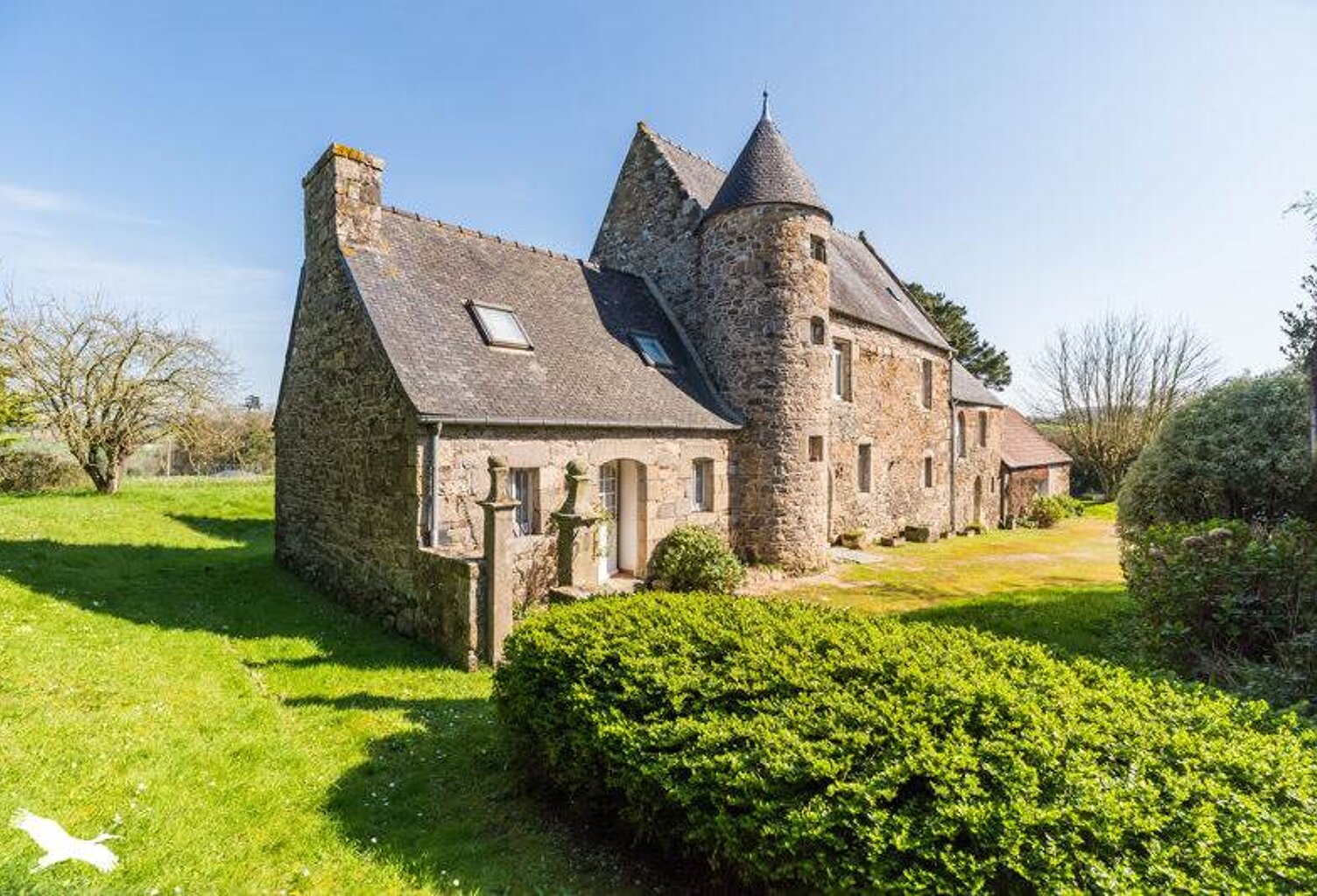 Manoir de 7 pièces principales — photo 1