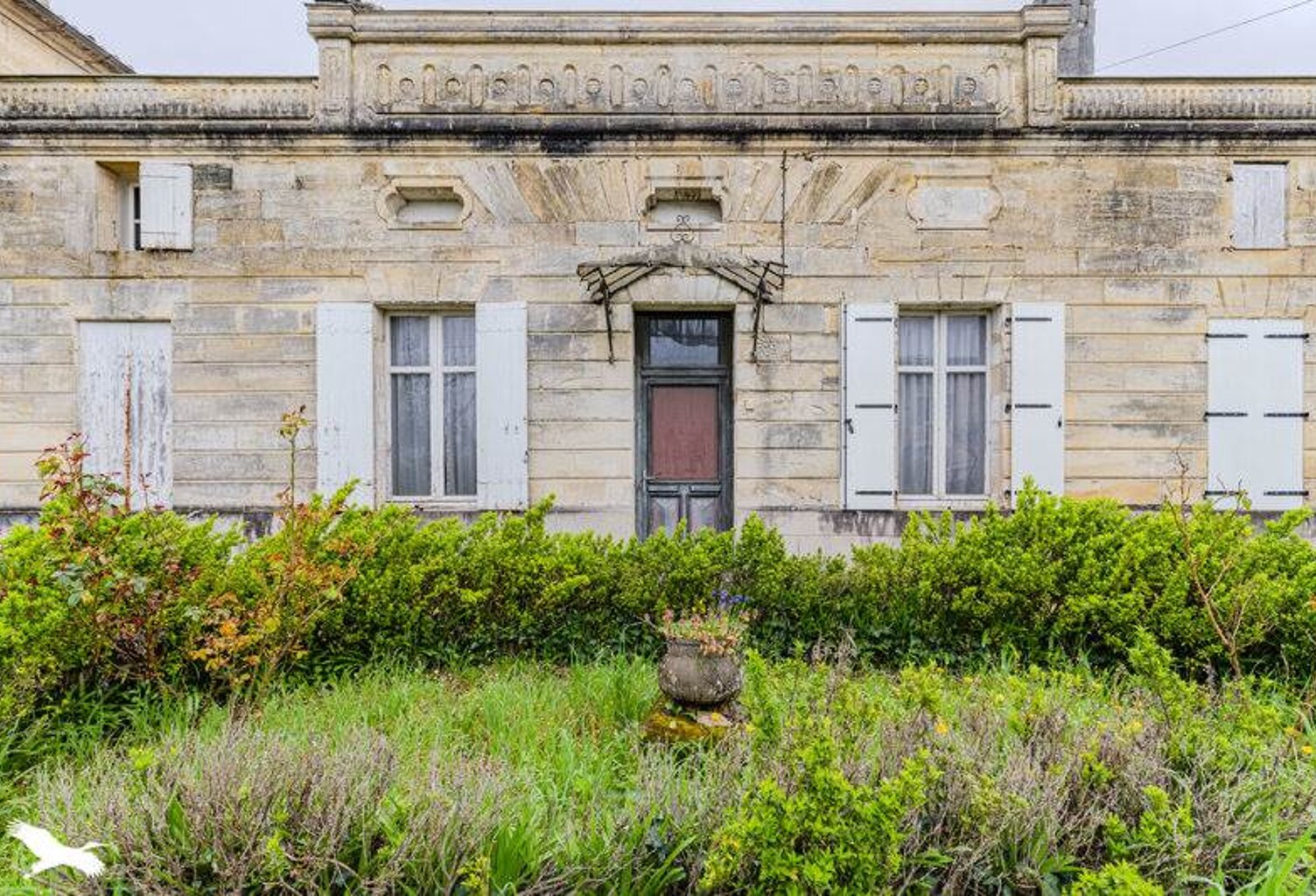 Maison en pierre de 9 pièces principales — photo 1
