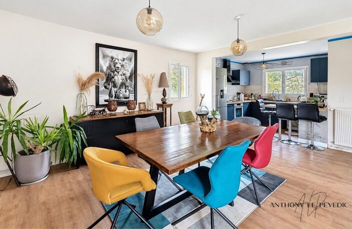 Maison - 8 Pièces - 121m2 — photo 2