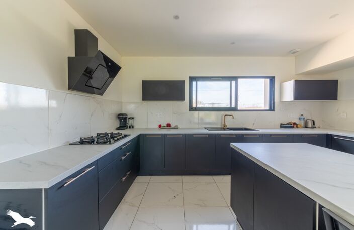 Contemporaine de 5 pièces principales — photo 2