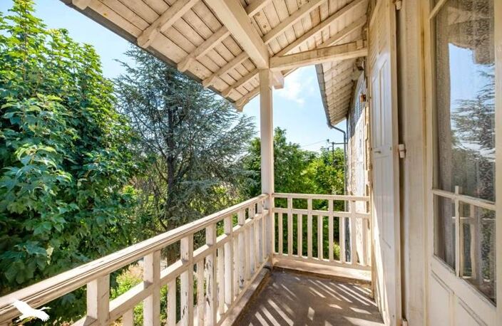 Maison en pierre de 4 pièces principales — photo 3