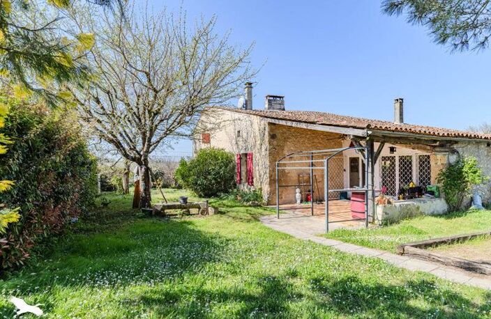 Maison en pierre de 7 pièces principales — photo 2