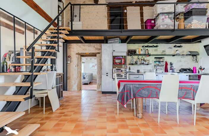 Maison en pierre de 7 pièces principales — photo 3