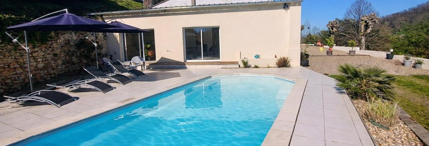 Maison 5 Pièces 260 m² à vendre à Saint-Vincent-de-Pertignas (33420)