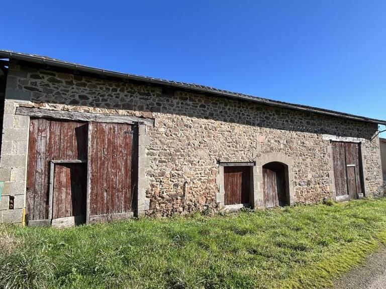 Grange de 0 pièces principales — photo 1