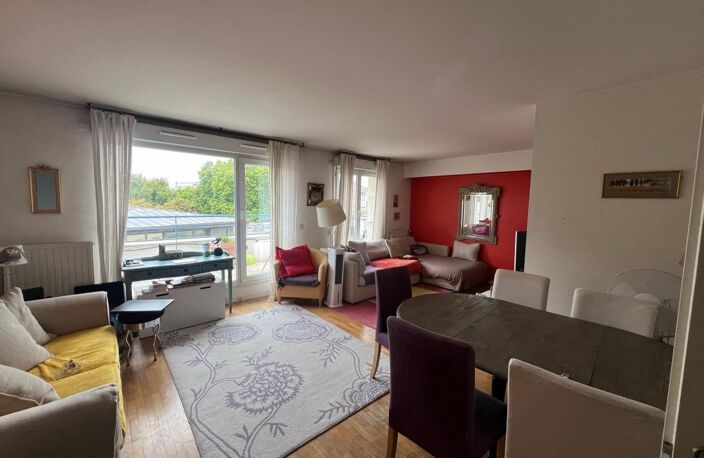 Appartement 3 pièces avec terrasse  Parking & cave — photo 2