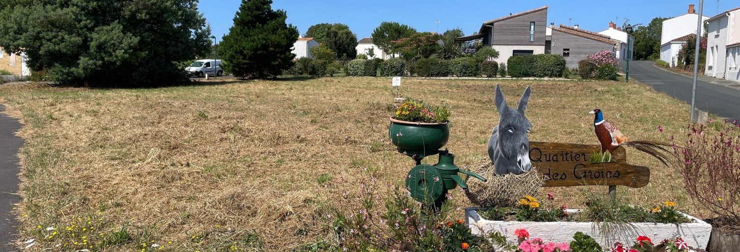 Terrain  1263 m² à vendre à Saint-Michel-en-l'Herm (85580)