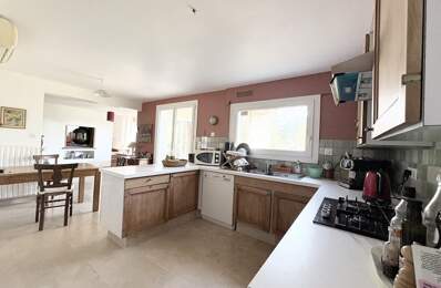 Villa de 8 pièces principales — photo du bien