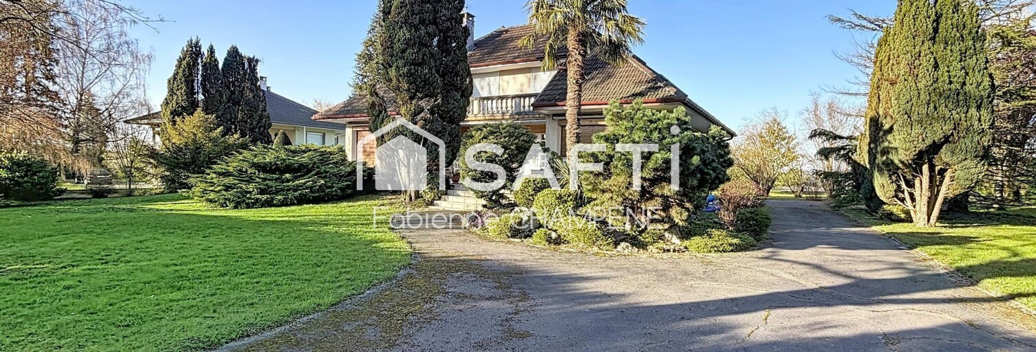 Maison 8 Pièces 192 m² à vendre à Beaufort-Orbagna (39190)