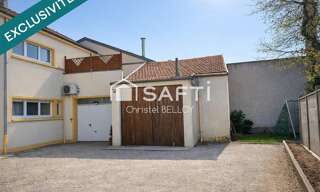 Immeuble  143 m² à vendre à Delme (57590)