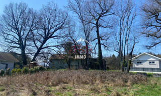 Terrain  605 m² à vendre à Scientrier (74930)