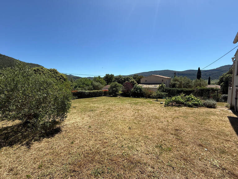 Maison de campagne en situation dominante / Vue dégagée — photo 1