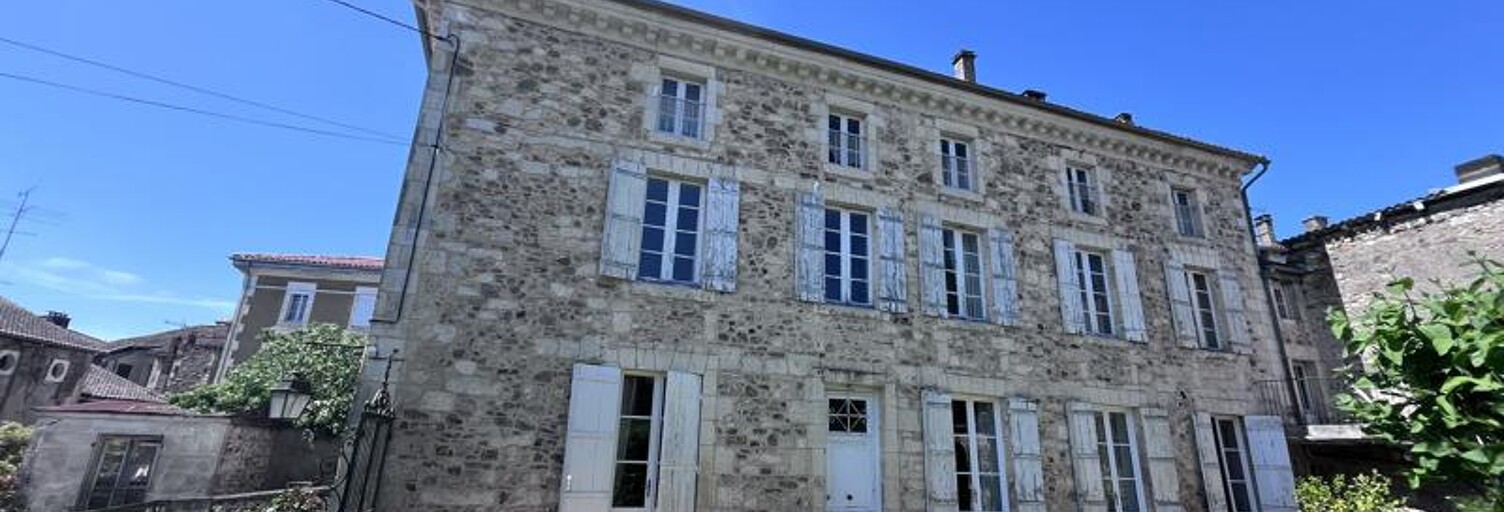 Maison 8 Pièces 178 m² à vendre à Nontron (24300)