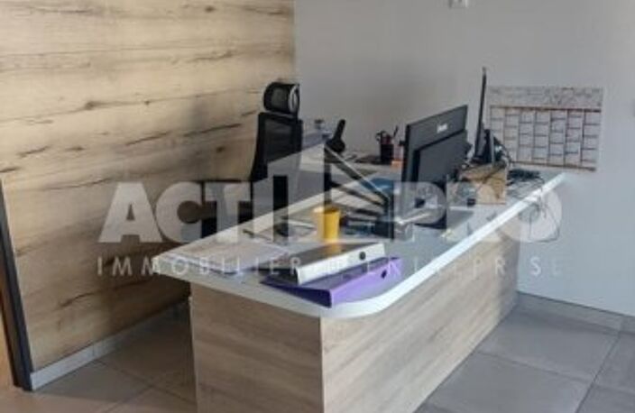 Bureaux à louer — photo 3
