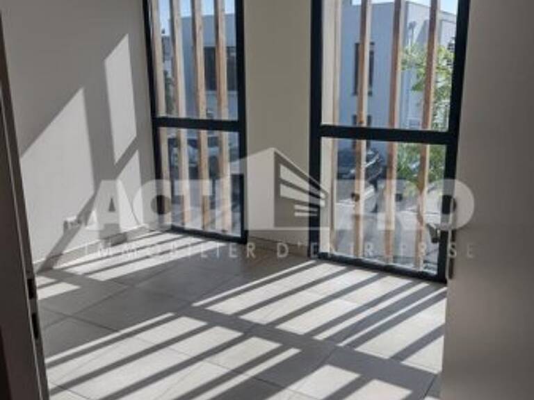 Bureaux à louer — photo 1