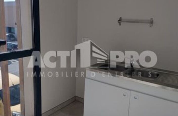 Bureaux à louer — photo 4