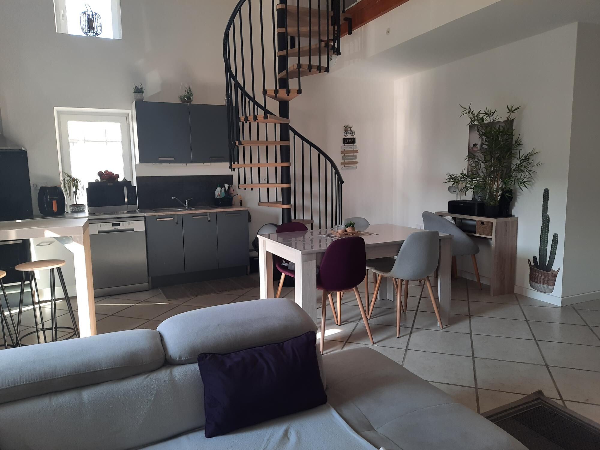 Appartement  T4 à louer Coucourde (La) 26740