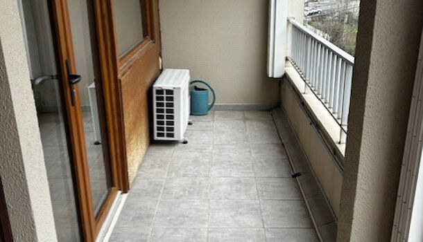 Appartement 3 pièces  à louer Montélimar 26200