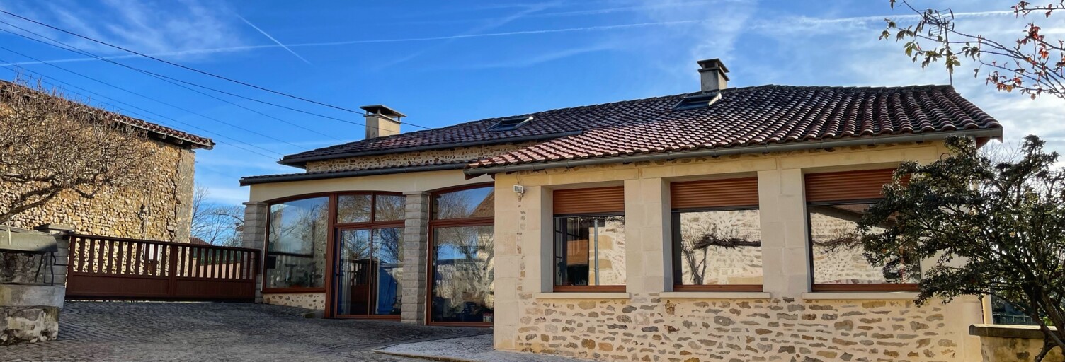 Maison 6 Pièces 266 m² à vendre à Suaux (16260)