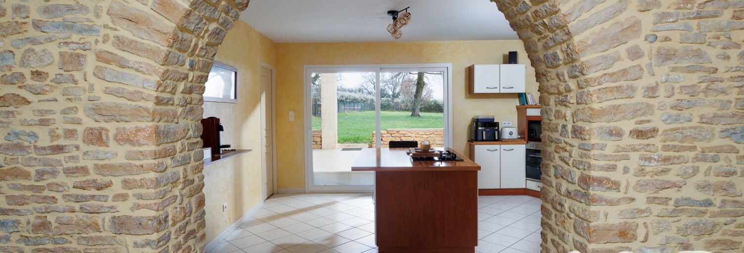 Maison 5 Pièces 162 m² à vendre à Cogny (69640)