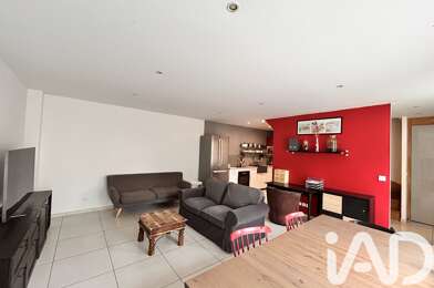 Maison 5 pièces 1800 €