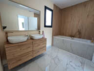 À VENDRE- VILLA NEUVE DE PLAIN PIED AVEC PISCINE- AUJARGUES — photo 4