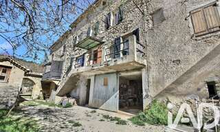 Maison 5 Pièces 96 m² à vendre à Montbrun-les-Bains (26570)