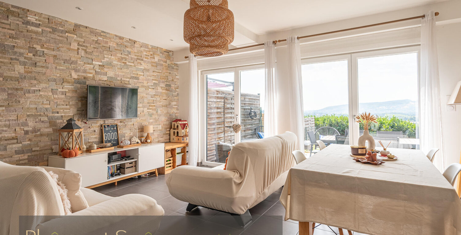 Vente maison 4 pièces 104 m² Reyrieux (01600) — photo 1