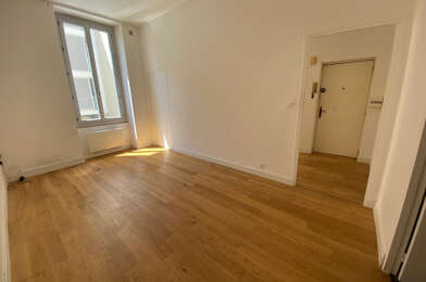 Appartement 2 pièces 542 €