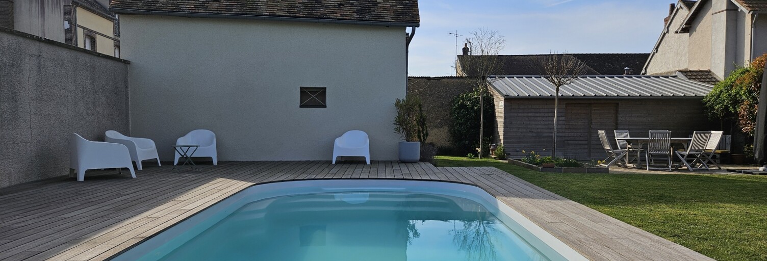 Maison 7 Pièces 166 m² à vendre à Cherisy (28500)