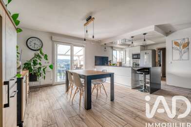 Maison 6 pièces 449000 €