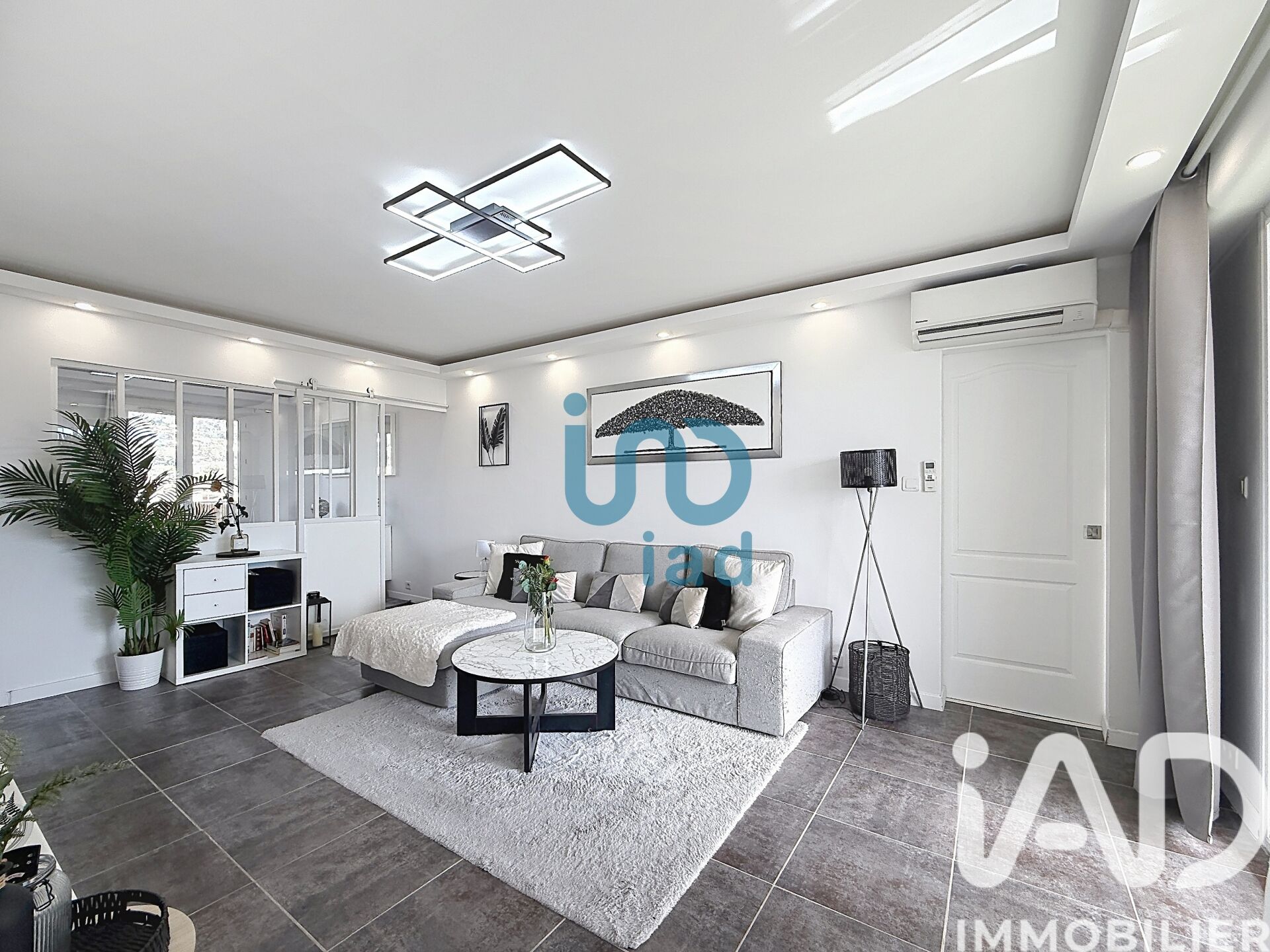Vente Appartement 4 pièces - Photo 2