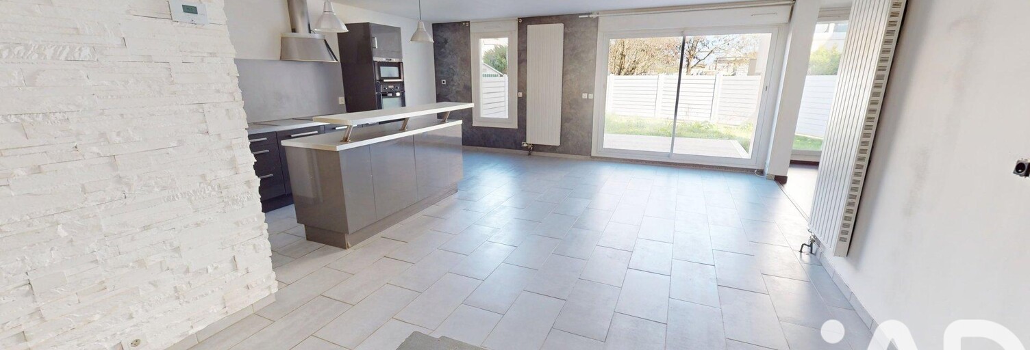 Appartement 5 Pièces 93 m² à vendre à Nandy (77176)