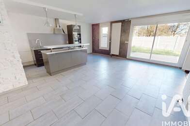 Appartement 5 pièces 239000 €