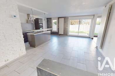 Appartement 5 pièces 219000 €
