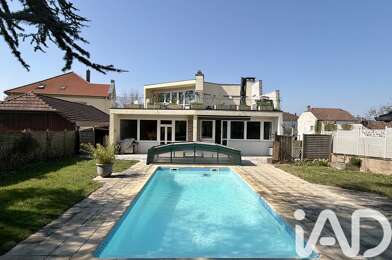 Maison 10 pièces 388500 €