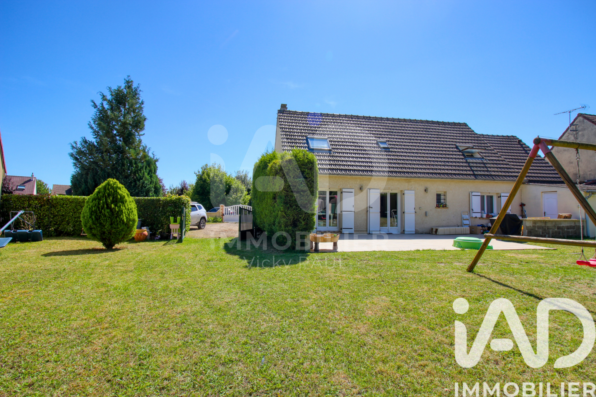 Pithiviers-Le-Vieil - 124m² - 6p. - 4ch.