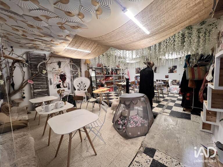 Vente Boutique/Local commercial 45 m&sup2; — photo 1