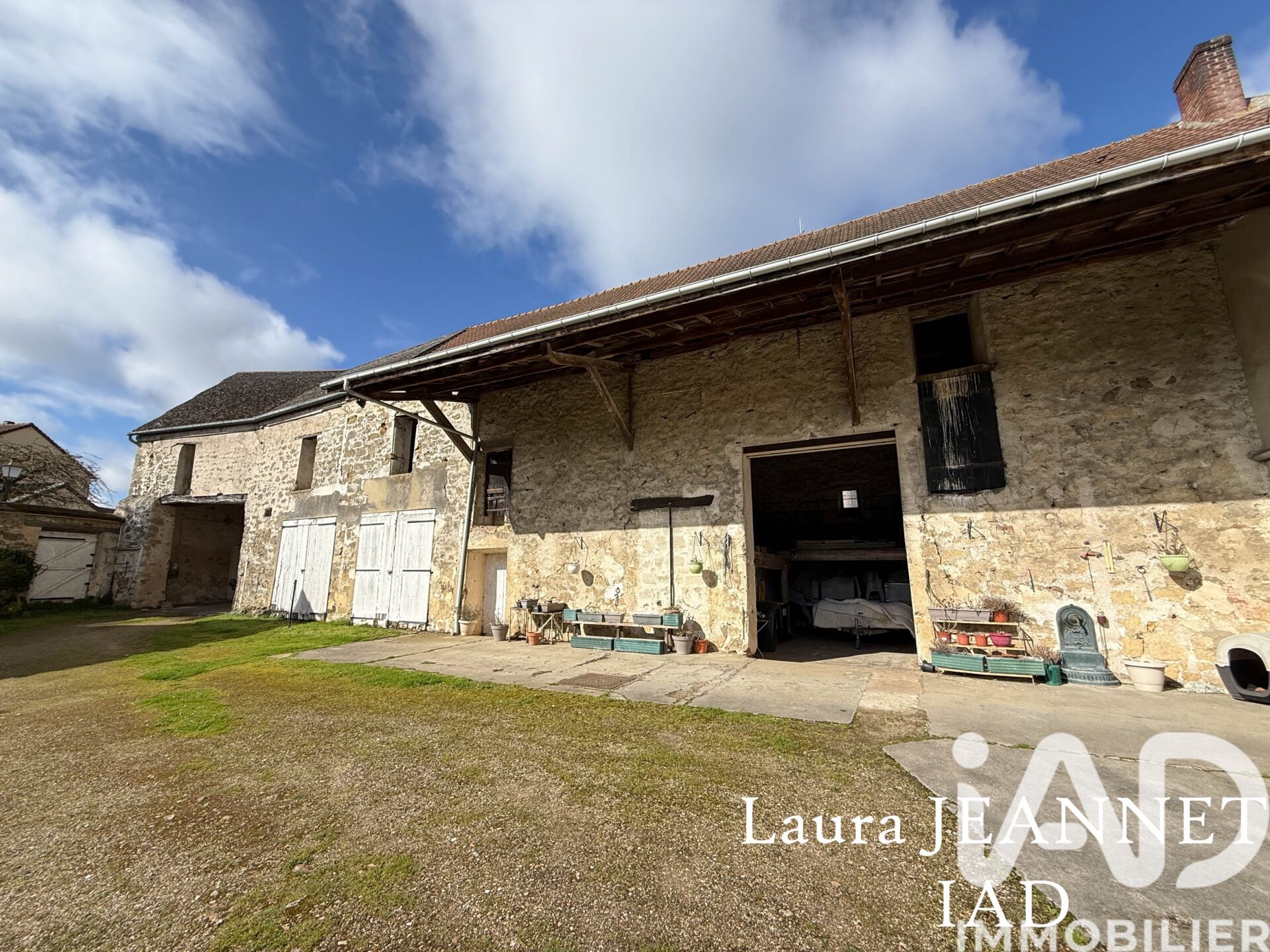 Vente Immeuble 140 m² - Photo 2