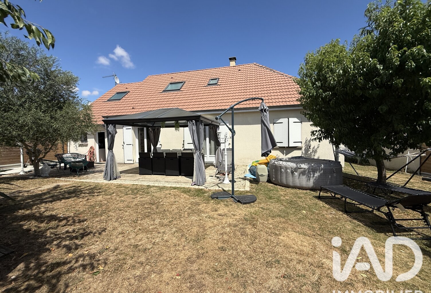 Vente Maison/villa 7 pièces — photo 1
