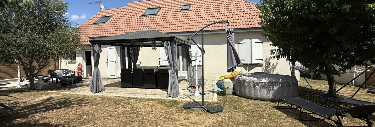 Maison 7 Pièces 135 m² à vendre à Saint-Denis-Lanneray (28200)