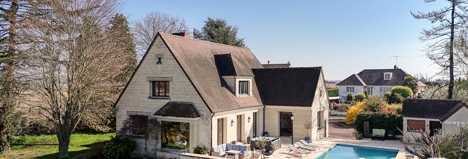 Maison 8 Pièces 243 m² à vendre à Domont (95330)