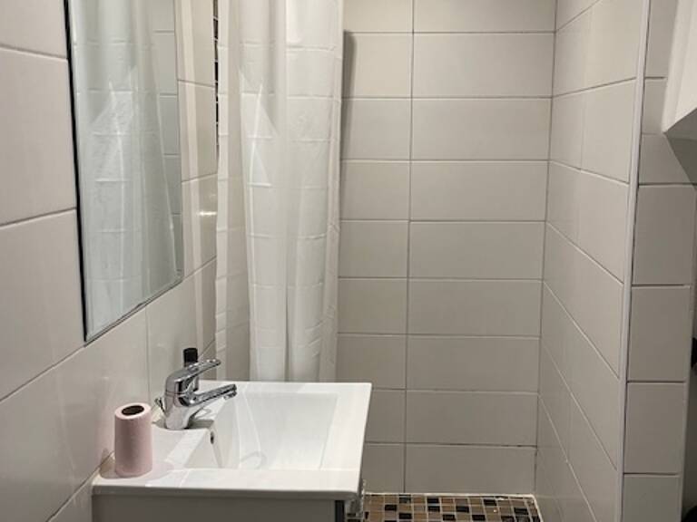 Vente Studio 1 pièce — photo 1
