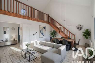 Appartement 4 pièces 220000 €