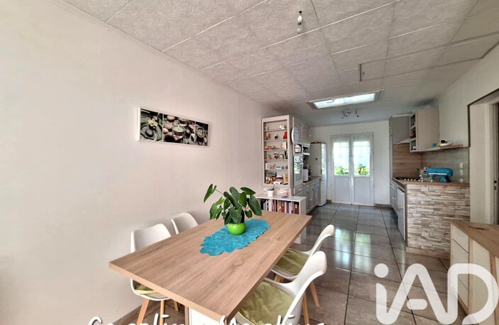 Vente Maison/villa 8 pièces — photo 3
