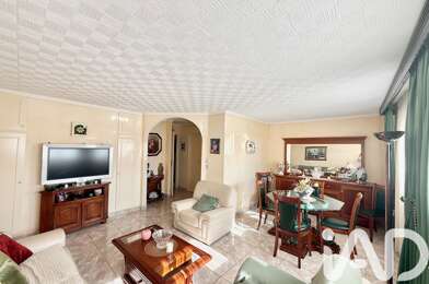 Appartement 4 pièces 220000 €