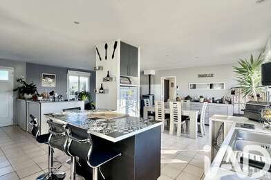 Maison 6 pièces 220000 €