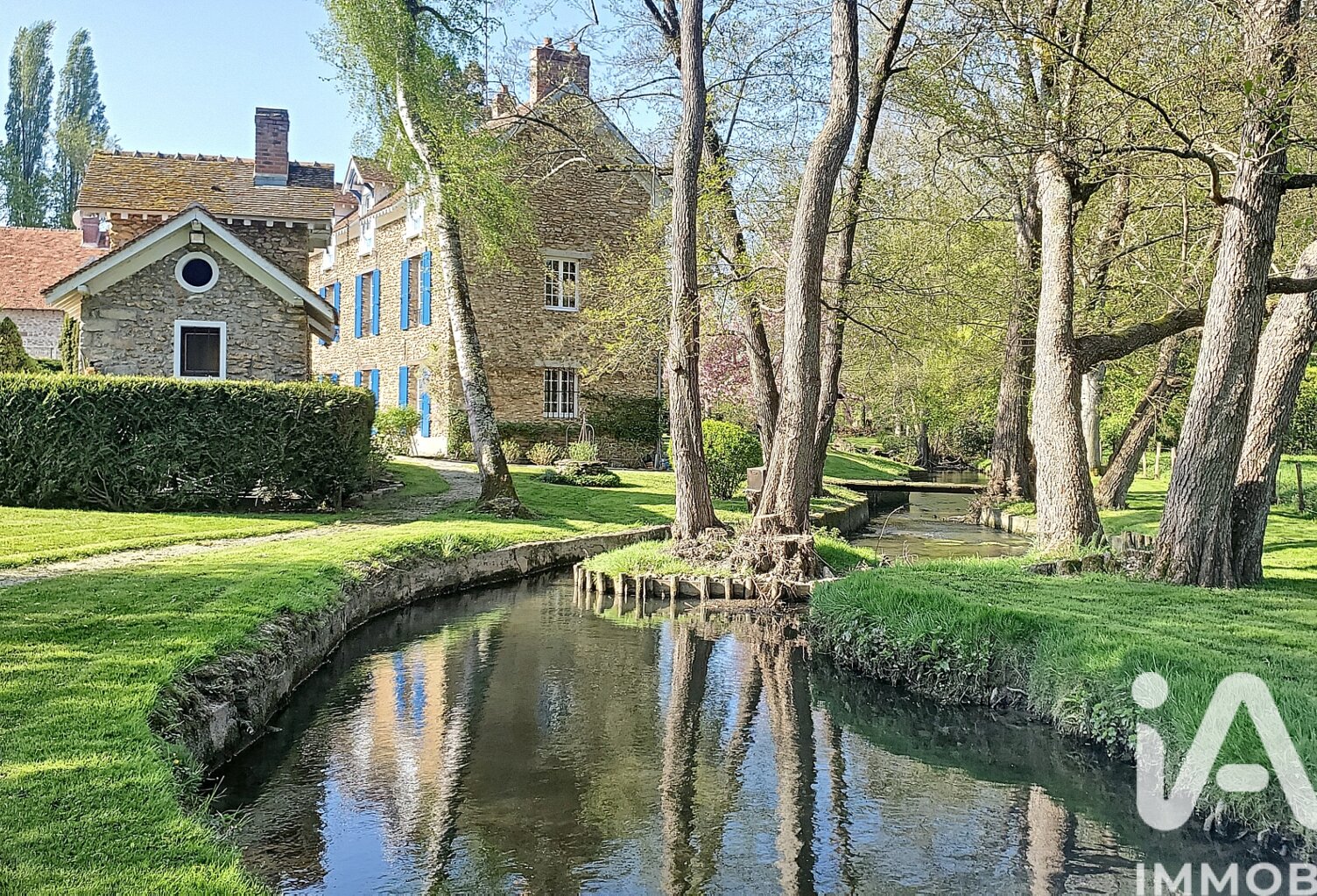 Vente Moulin 8 pièces — photo 1