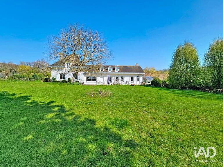 Vente Maison/villa 8 pièces — photo 1